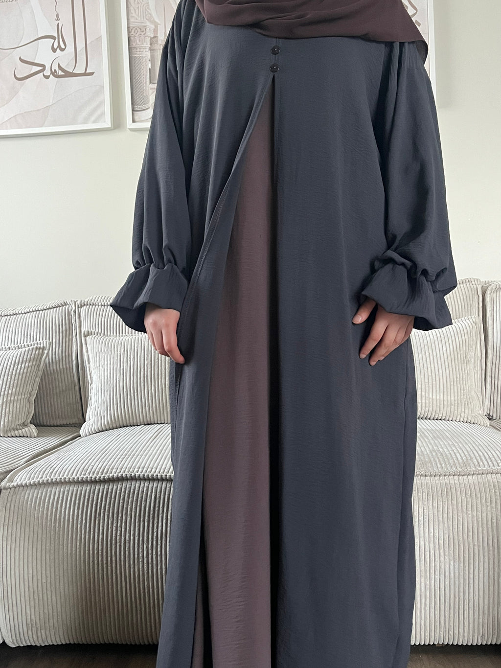 Abaya semi-ouverte Lilya