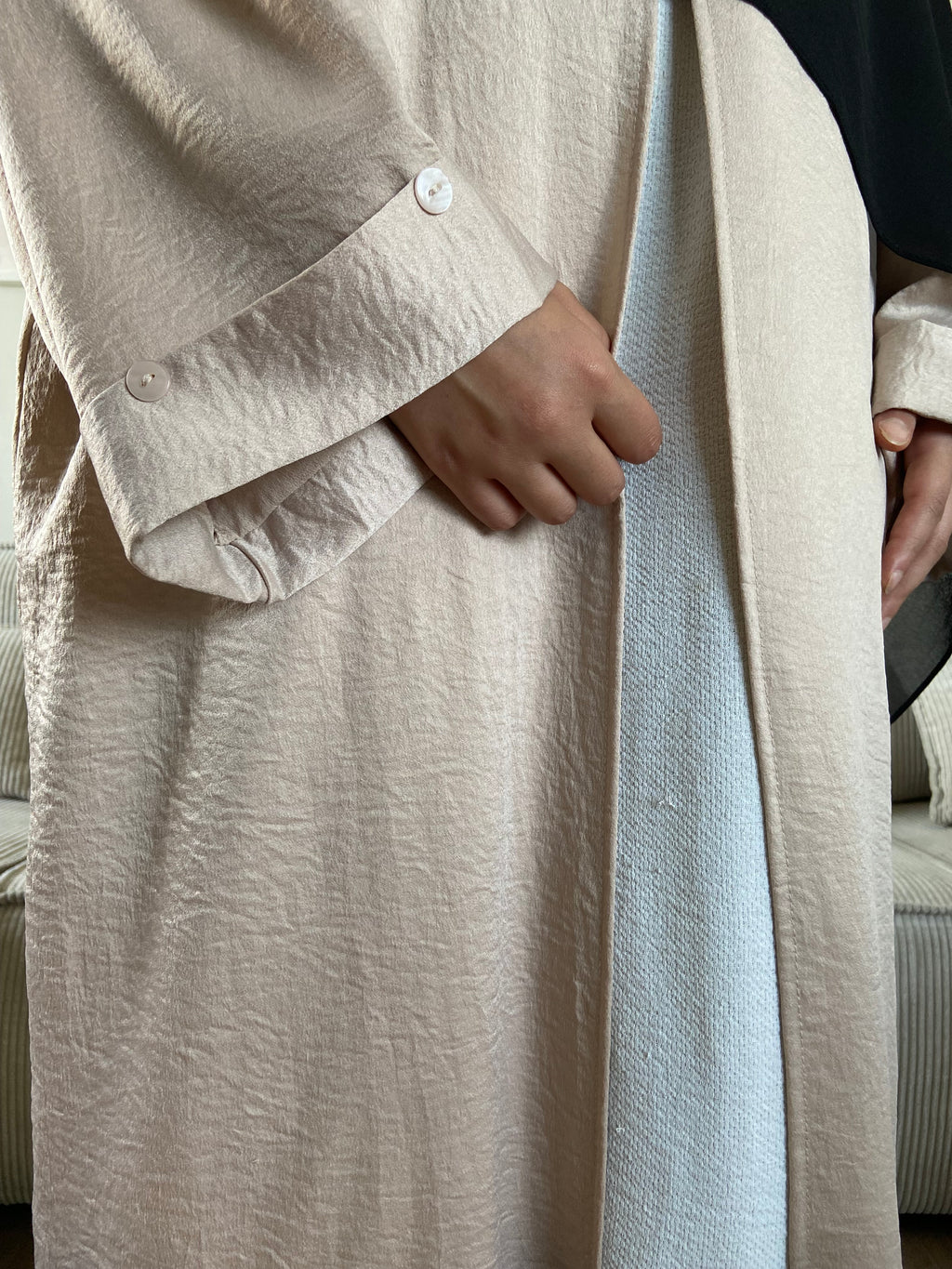 Abaya semi-ouverte Inaya