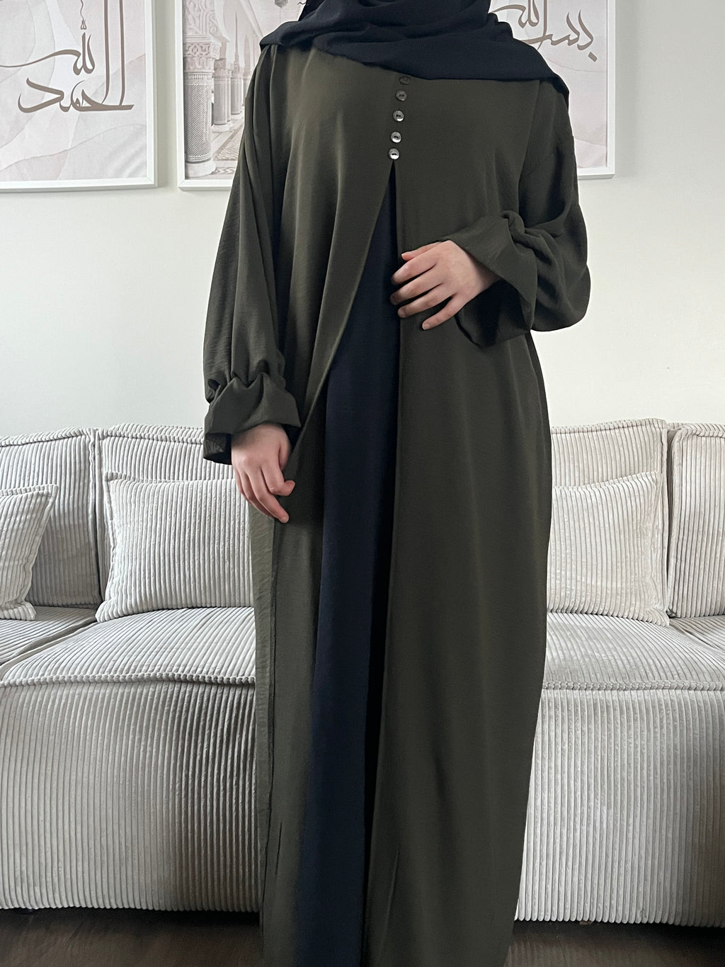 Abaya semi-ouverte Lilya