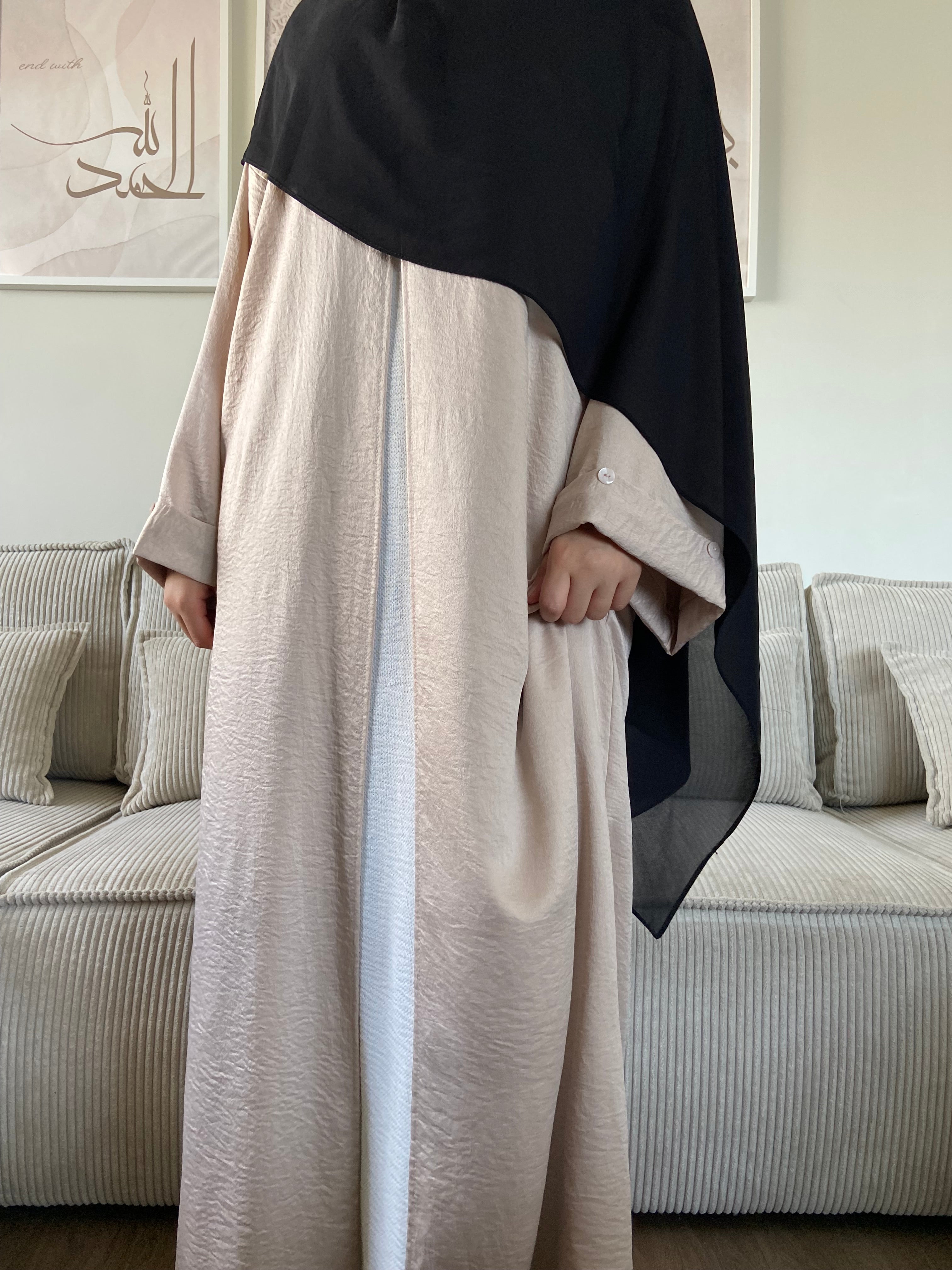 Abaya semi-ouverte Inaya