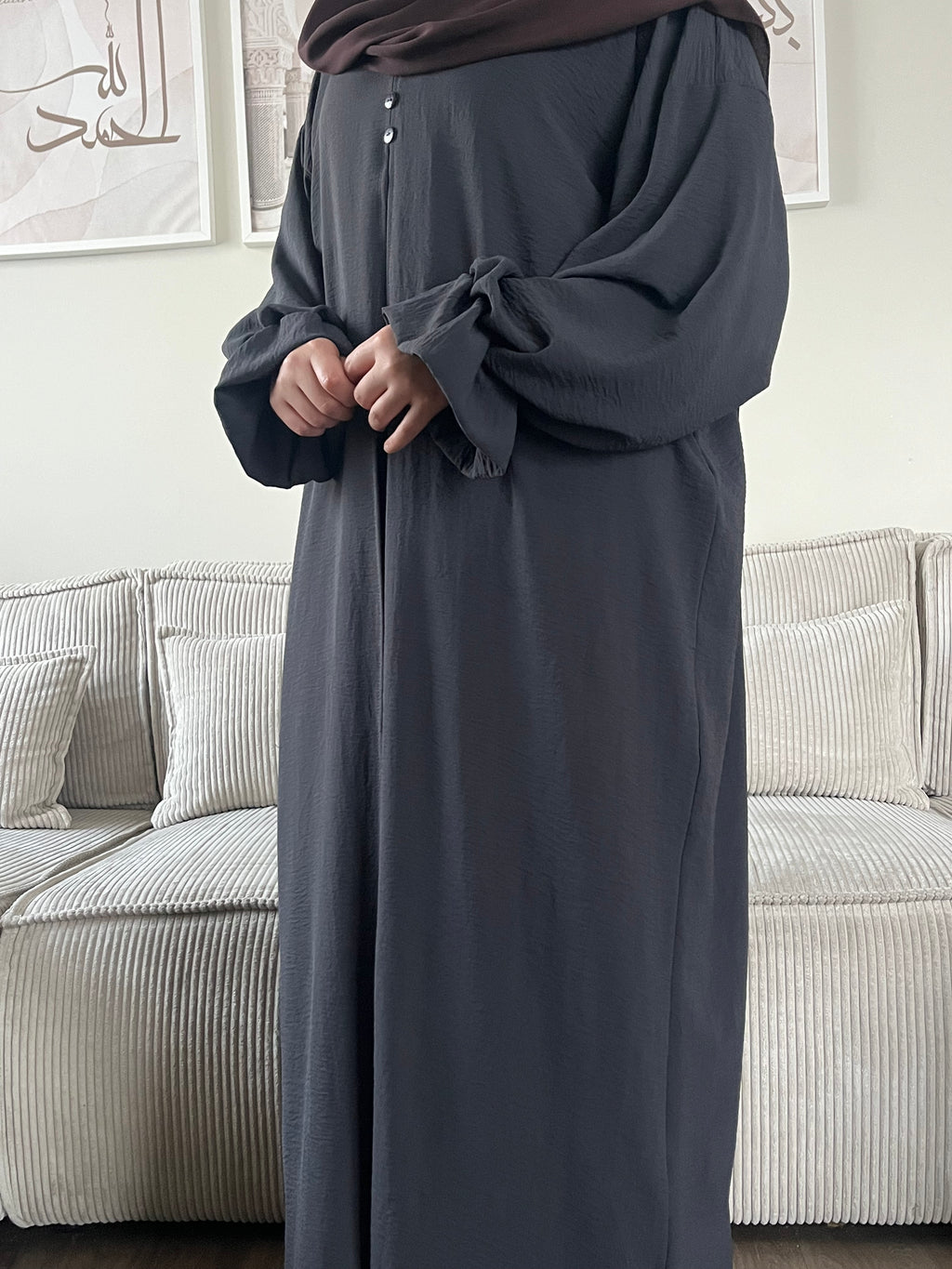 Abaya semi-ouverte Lilya